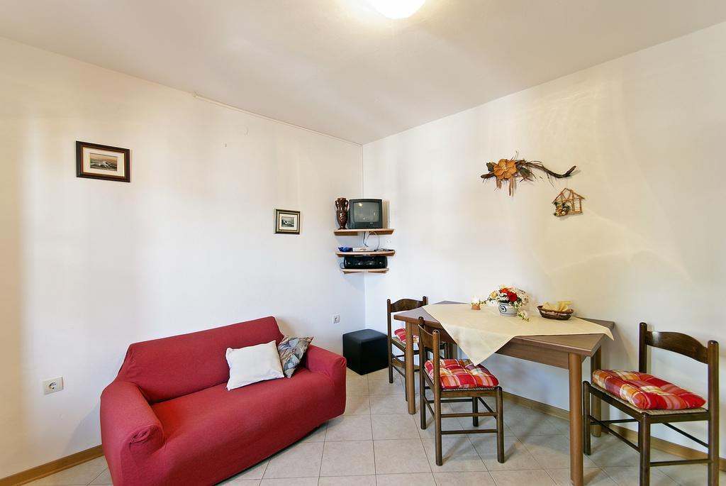 Apartments Elda روفينج الغرفة الصورة