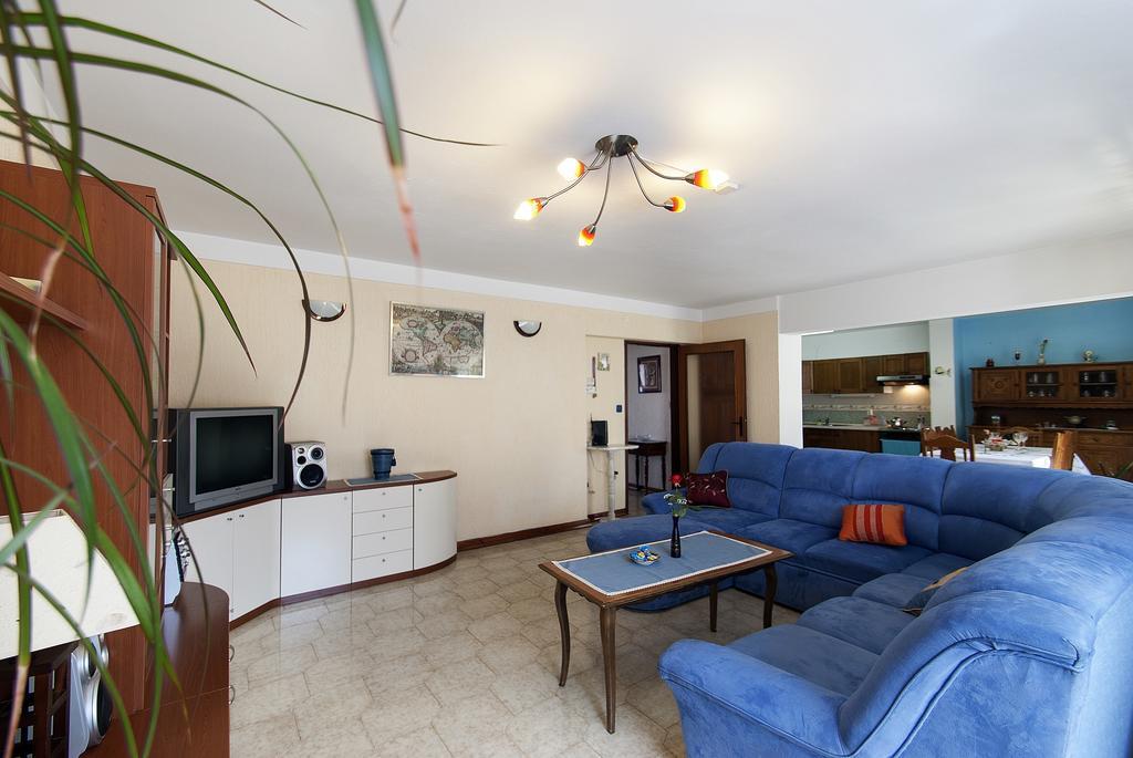 Apartments Elda روفينج الغرفة الصورة